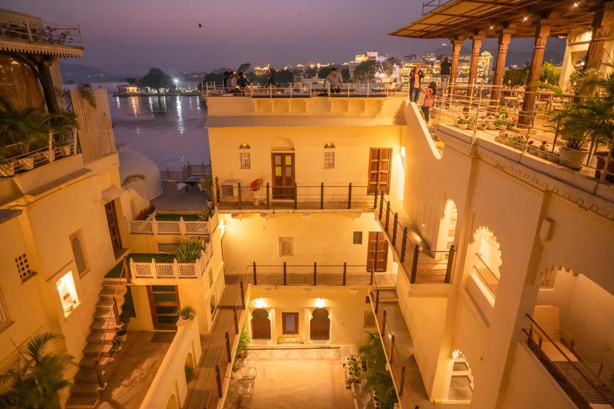 אודייפור Kankarwa Haveli מראה חיצוני תמונה